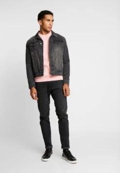 Pier One En Remise Sweatshirt Pulls Et Gilets Col Rond Homme -Mode Vêtements Boutique b956a4adfa534d8cbb772493b3edd344