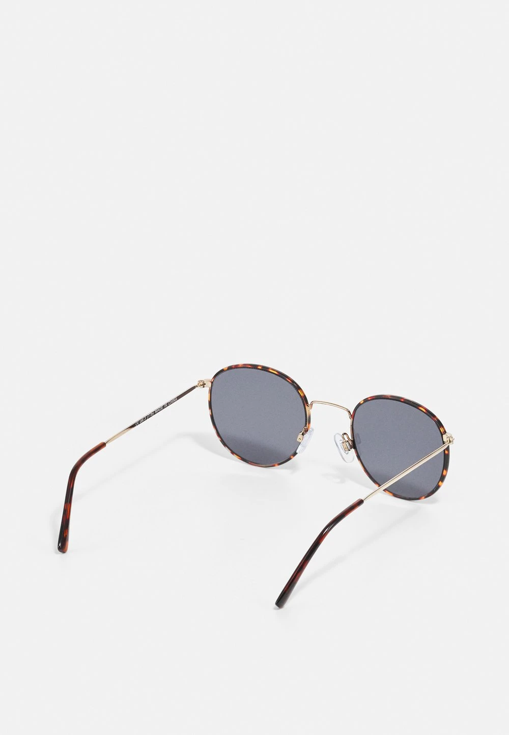 Prix Malin Pier One UNISEX – Lunettes De Soleil Ronde 4 Prix Malin Pier One UNISEX – Lunettes De Soleil Ronde – Image 2