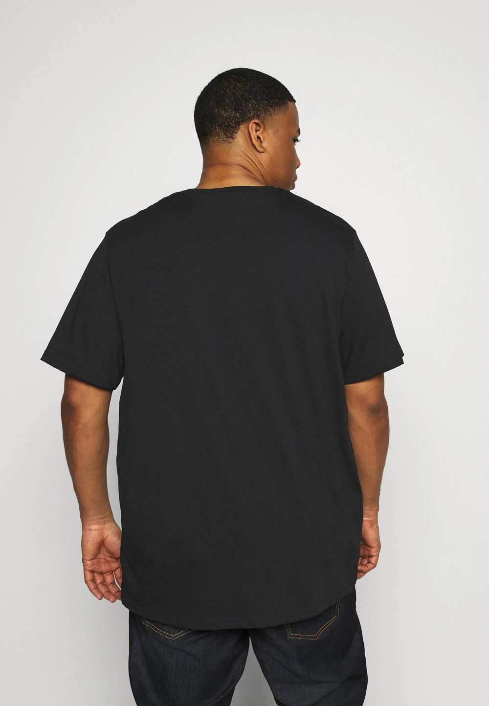 Pier One Prix Favorable 3 PACK – T-shirt Basique T-shirts Col Rond Homme 7 Pier One Prix Favorable 3 PACK – T-shirt Basique T-shirts Col Rond Homme – Image 5