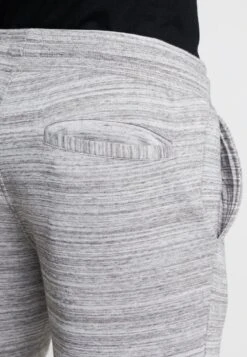 Pier One Prix Bradés Short Shorts Normale Homme 13 Pier One Prix Bradés Short Shorts Normale Homme -Mode Vêtements Boutique bc147cd9981d4ecd970572e1226d94d7