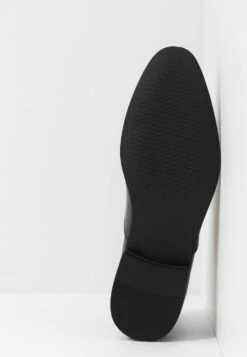 Pier One Plus Bas Prix De Vente Derbies & Richelieus Chaussures De Ville Rond Homme -Mode Vêtements Boutique bebfdae1c7934e1ab2ffefceea3e43a8