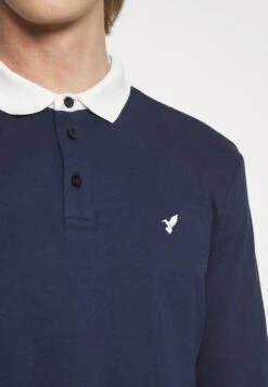 Pier One Prix De Lancement 2 PACK – Polo T-shirts & Polos Col Contrastant Homme -Mode Vêtements Boutique c4de228ffb9a4be387ff143b2fd8dcc7