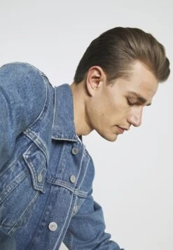 Pier One Prix Incroyables T-shirt Imprimé T-shirts Col Rond Homme -Mode Vêtements Boutique c4f2296e0d444f2f9894bf8a19a7d08e