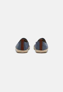 Prix Incroyables Pier One RENA ESPADRILLE UNISEX – Espadrilles Chaussures Basses Rond 18 Prix Incroyables Pier One RENA ESPADRILLE UNISEX – Espadrilles Chaussures Basses Rond -Mode Vêtements Boutique c59a3b2dc1ad4928b1cd0b14e0ba2e6e