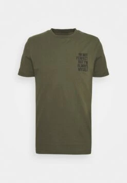 En Promotion Pier One T-shirt Imprimé T-shirts Col Rond Homme -Mode Vêtements Boutique c6566c0f712444eab4a079d518884c81 2