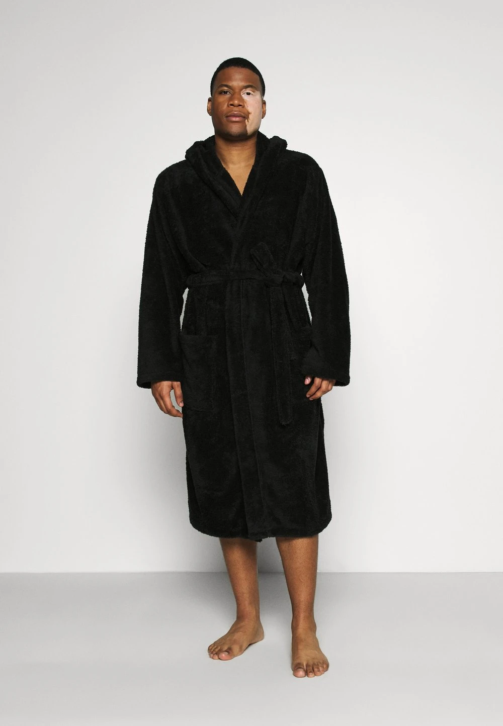 Pier One Qualité Garantie Peignoir Sous-vêtements & Chaussettes Capuche Homme 4 Pier One Qualité Garantie Peignoir Sous-vêtements & Chaussettes Capuche Homme – Image 2