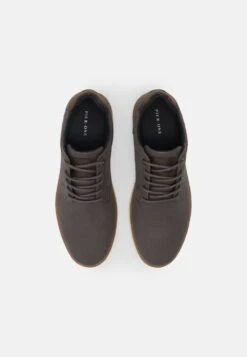 Pier One Baskets Basses Qualité Excellente Sneakers Rond Homme 13 Pier One Baskets Basses Qualité Excellente Sneakers Rond Homme -Mode Vêtements Boutique cbf4fae61be940b7856e4cc64ceb8b23