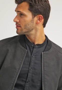 Pier One Chemise Réduction Chemises Col Mao Homme -Mode Vêtements Boutique cd543298bc5f4ae2831656e9b0a36e9b