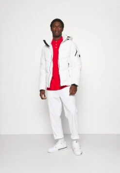 Prix De Rêve Pier One Polo – Red T-shirts Col Polo Homme -Mode Vêtements Boutique ce275bcf909e4894820776673004ef87