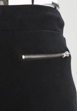 Pier One BIKER JOGGER – Pantalon De Survêtement Prix Distinctifs Pantalons Haute Homme 11 Pier One BIKER JOGGER – Pantalon De Survêtement Prix Distinctifs Pantalons Haute Homme -Mode Vêtements Boutique d14f4d3e23264a23856a525cf94a989d