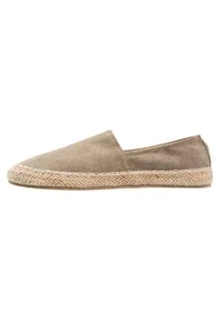Pier One UNISEX – Espadrilles Prix Refroidis Chaussures Basses Rond Homme -Mode Vêtements Boutique d32dc04f80b540e6b33e17415913c527 1