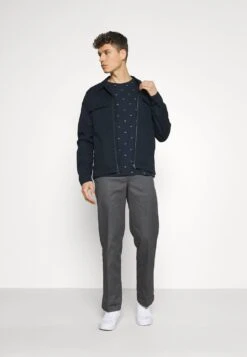 Pier One Prix Réduit T-shirt Imprimé T-shirts Col Rond Homme -Mode Vêtements Boutique e0b8fc7293cd46db8d733d57fd9976dc