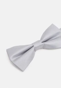 Prix Réduit Pier One Noeud Papillon Cravates Et Accessoires De Costume Carreaux Homme -Mode Vêtements Boutique e101f355c8c042b1b907d2c527e04057