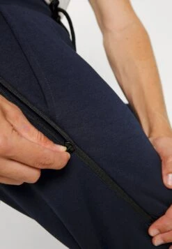 Pier One Remise En Ligne Pantalon De Survêtement Pantalons Normale Homme 14 Pier One Remise En Ligne Pantalon De Survêtement Pantalons Normale Homme -Mode Vêtements Boutique e4605eb3329e43cab899454e005aaf78