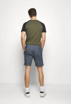 Pier One Marchandise De Première Qualité Short Shorts & Bermudas Normale Homme -Mode Vêtements Boutique e487721b2bff47b291ab443b717812f2