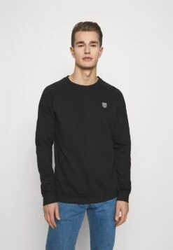 Prix Sacrifiés Pier One Sweatshirt Pulls Et Gilets Col Rond Homme -Mode Vêtements Boutique e7ae64d40420471bb2ea2b30182511ea