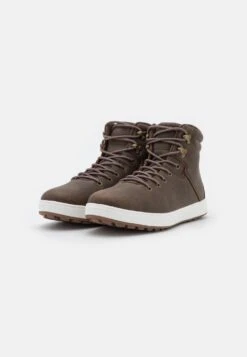 Pier One Baskets Montantes En Promotion Baskets & Sneakers Rond Homme -Mode Vêtements Boutique ead4e0729be1443d9356f0bdbfffc8ff