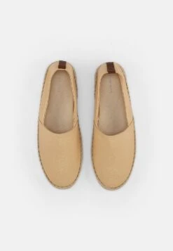 Prix Discount Pier One RENA ESPADRILLE UNISEX – Espadrilles Chaussures Basses Rond -Mode Vêtements Boutique ee8bede9139e442b9465d505e9097d21