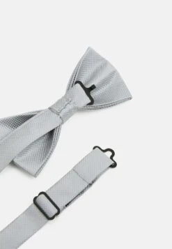 Rabais Pier One SET – Noeud Papillon Cravates Et Accessoires De Costume Carreaux Homme -Mode Vêtements Boutique ef6db628dc7a4143a1bd1984daad6860