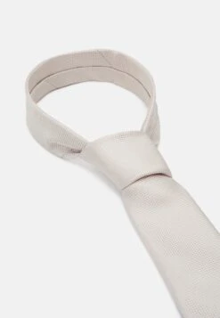 Pier One En Remise Cravate Cravates Et Nœuds Papillon Couleur Unie Homme -Mode Vêtements Boutique f45c81509d4442f9bc8a37e0d92e103b