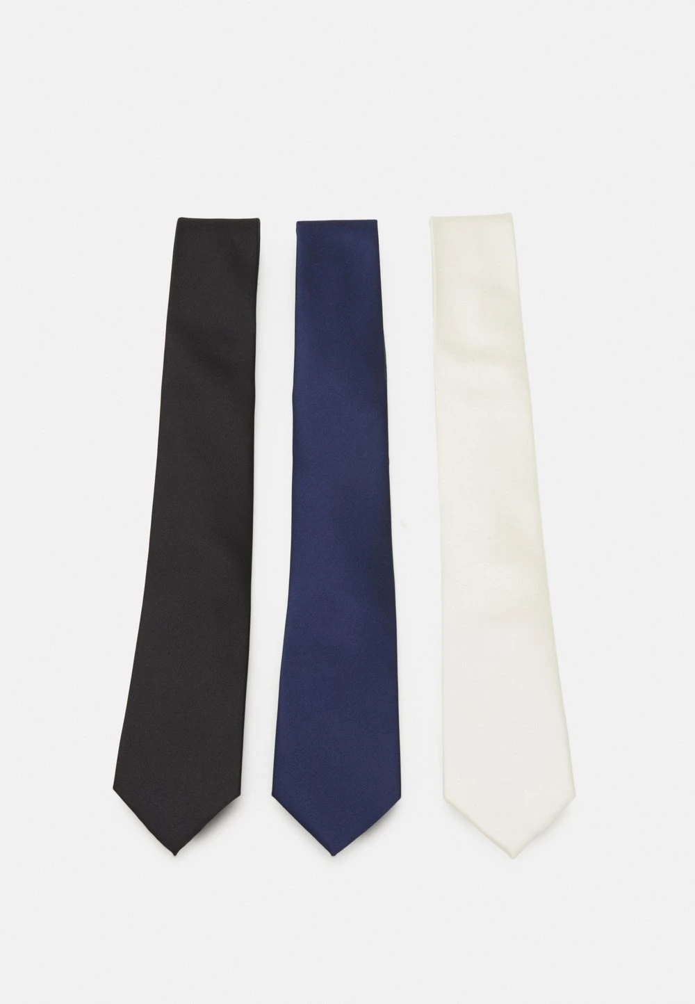 Pier One Qualité Garantie 3 PACK – Cravate Cravates Et Nœuds Papillon Couleur Unie Homme 3 Pier One Qualité Garantie 3 PACK – Cravate Cravates Et Nœuds Papillon Couleur Unie Homme