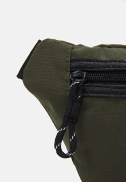 Pier One Rabais UNISEX – Sac Banane Sacs Et Accessoires Fermeture éclair -Mode Vêtements Boutique fb4ed324be7c43c0ad145b0042d7e5f8