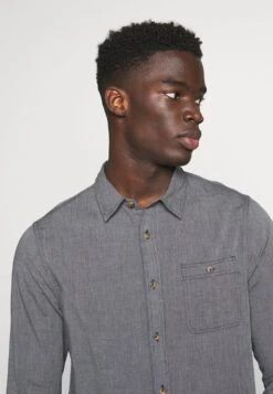 Pier One Chemise Prix Exclusifs Chemises Col Kent Homme -Mode Vêtements Boutique fda05f6a0a3440108e031bc8e7992e8d