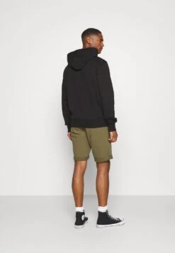 Pier One Un Tarif Préférentiel Pantalon De Survêtement Shorts Normale Homme -Mode Vêtements Boutique ffcadf56ca294c20a926c369d861de2a